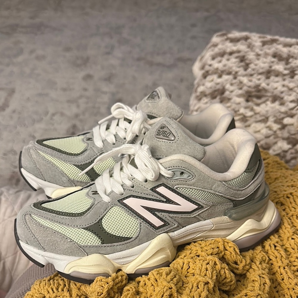 New Balance Women's Gray and Cream Sneakers